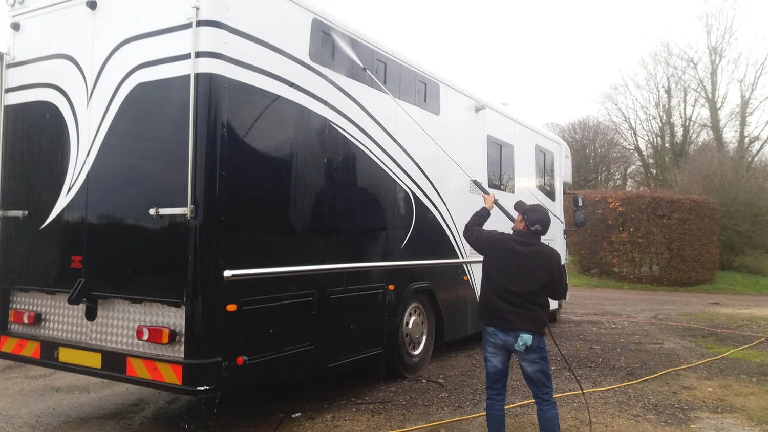 Maintaining a horsebox