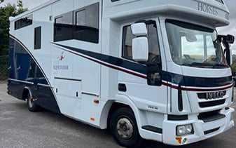 2012 Equicruiser 2/3 stall super luxury living
